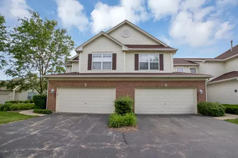 1481 Keystone Ct, Elgin, IL 60120 photo 2
