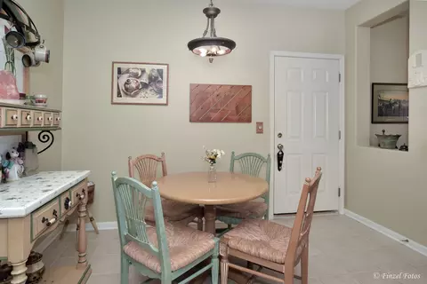 4252 Savoy Ln, Mchenry, IL 60050 photo 6
