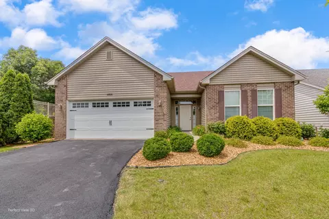 16808 Placid Ct, Lockport, IL 60441