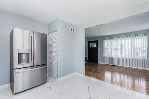 Other - 7824 Suburban Ln, Bridgeview, IL 60455 photo 2 of 4