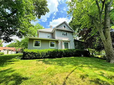 805 S Bloomington St, Streator, IL 61364