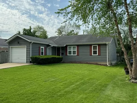 1314 Evergreen St, Wheaton, IL 60187