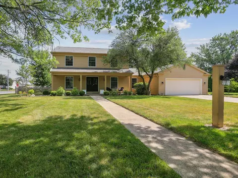 3801 Farhills Dr, Champaign, IL 61822