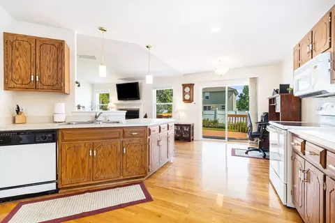 Kitchen - 4501 Mallard Ln, Plainfield, IL 60586 photo 2 of 3