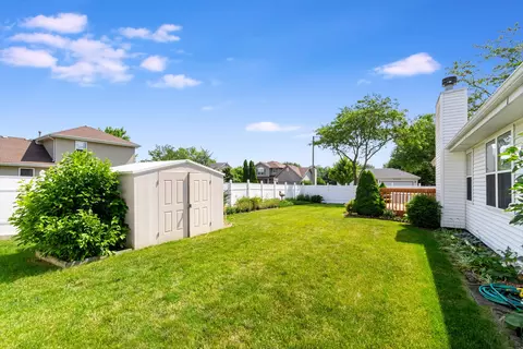Exterior - 4501 Mallard Ln, Plainfield, IL 60586 photo 2 of 3