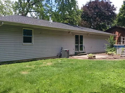 9 Southview Dr, Sidney, IL 61877 photo 21