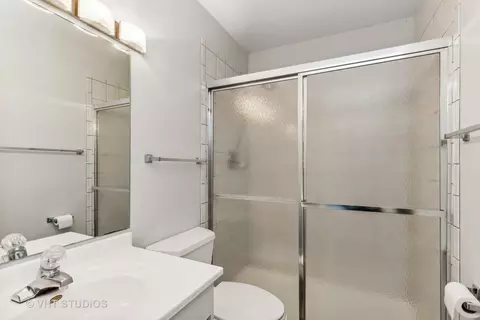 628 Chip Ct, Gurnee, IL 60031 photo 8