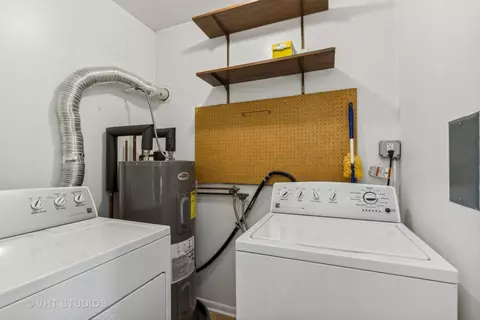 628 Chip Ct, Gurnee, IL 60031 photo 9