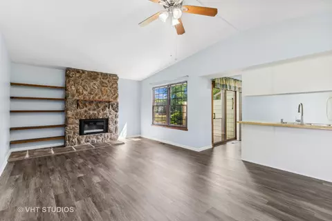 628 Chip Ct, Gurnee, IL 60031 photo 5