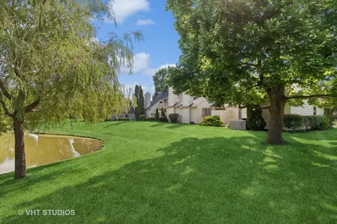 628 Chip Ct, Gurnee, IL 60031 photo 12