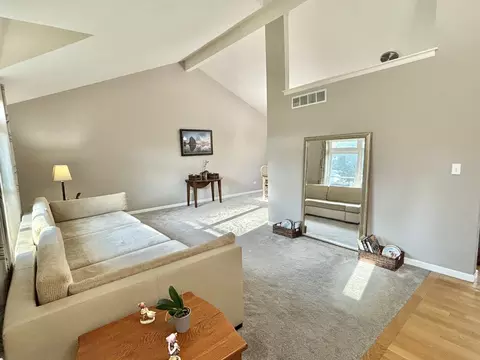 Living - 16439 Edgewood Dr, Plainfield, IL 60586 photo 1 of 2