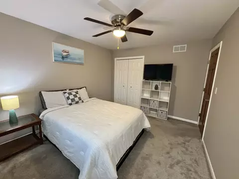 Bedroom - 16439 Edgewood Dr, Plainfield, IL 60586 photo 6 of 9