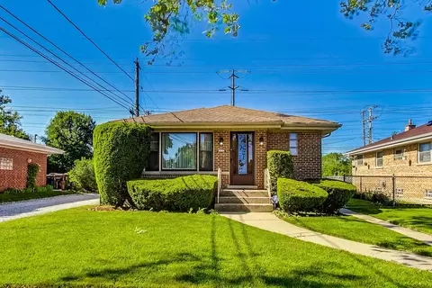 4010 Harvard Ter, Skokie, IL 60076