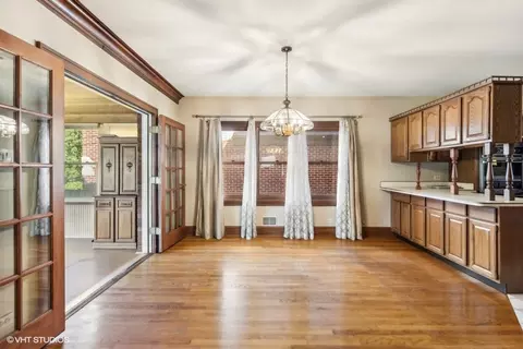 247 E 2nd St, Elmhurst, IL 60126 photo 11