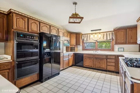 247 E 2nd St, Elmhurst, IL 60126 photo 14