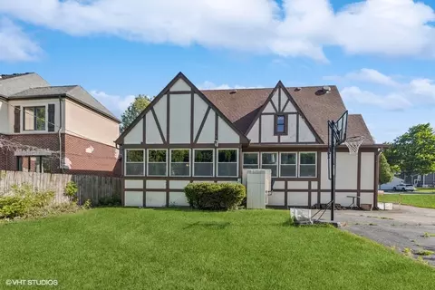 247 E 2nd St, Elmhurst, IL 60126 photo 3