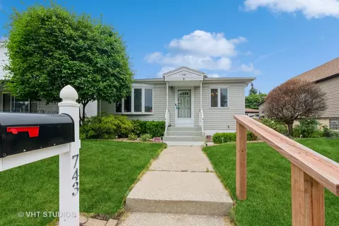 743 Newell Ave, Calumet City, IL 60409