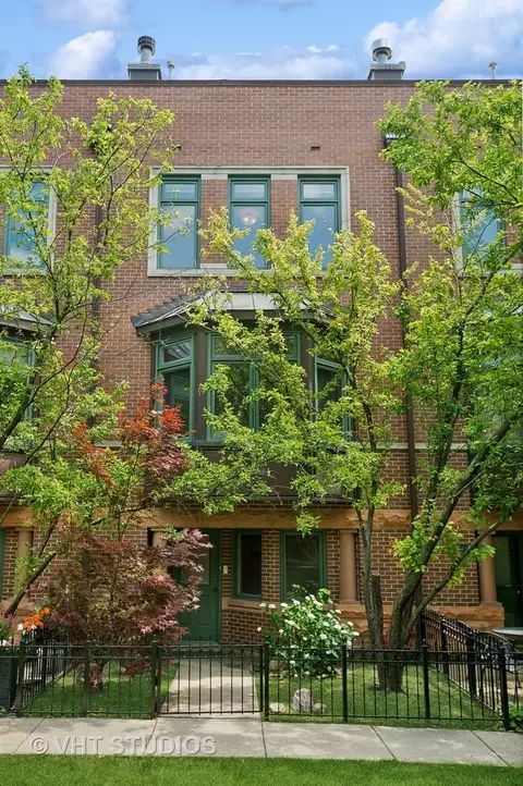 1351 W Altgeld St #2H, Chicago, IL 60614