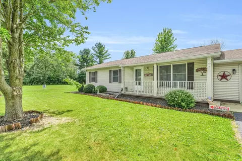 Exterior - 103 Chippewa Dr, Loda, IL 60948 photo 4 of 15