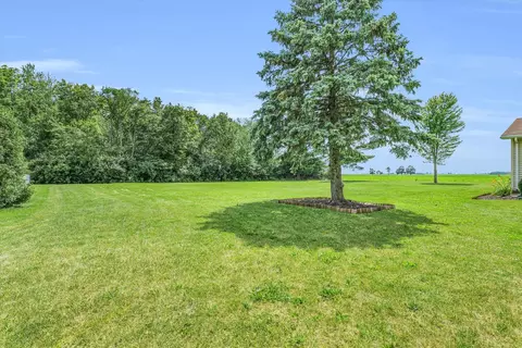 Exterior - 103 Chippewa Dr, Loda, IL 60948 photo 5 of 15