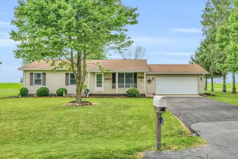 103 Chippewa Dr, Loda, IL 60948