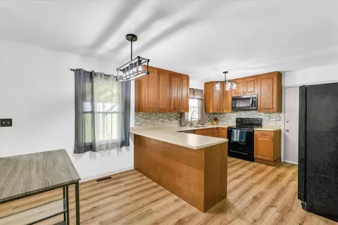 Kitchen - 103 Chippewa Dr, Loda, IL 60948 photo 1 of 6