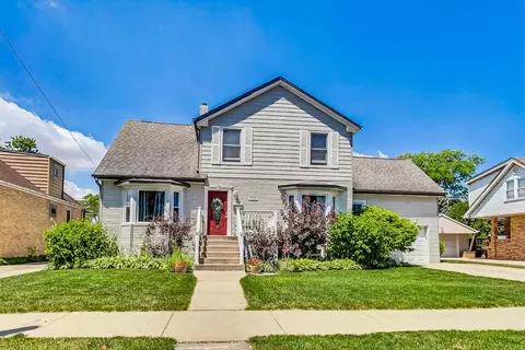 4960 N Oconto Ave, Harwood Heights, IL 60706