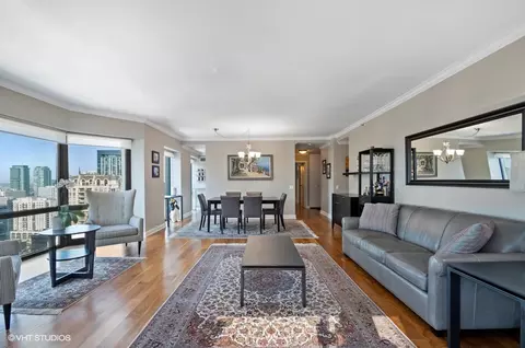 Living - 100 E Huron St #1606, Chicago, IL 60611 photo 1 of 4