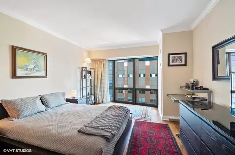Bedroom - 100 E Huron St #1606, Chicago, IL 60611 photo 2 of 2