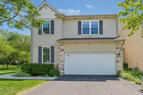 557 Shakespeare Dr, Grayslake, IL 60030