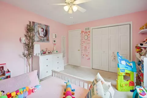 Bedroom - 42 Gale Ave, River Forest, IL 60305 photo 2 of 12