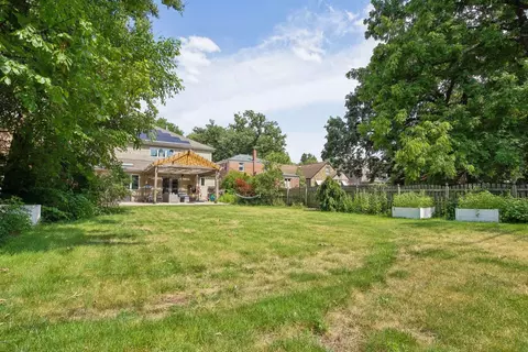 Exterior - 42 Gale Ave, River Forest, IL 60305 photo 5 of 6