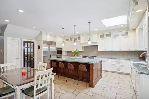 Kitchen - 42 Gale Ave, River Forest, IL 60305 photo 5 of 5