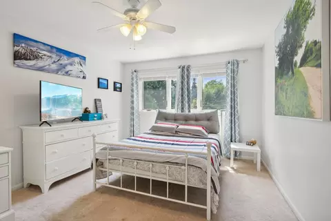 Bedroom - 42 Gale Ave, River Forest, IL 60305 photo 3 of 12