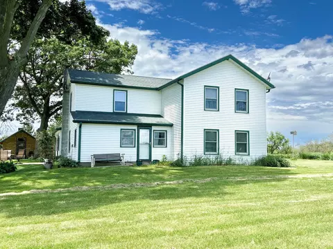 19957 Crosby Rd, Morrison, IL 61270