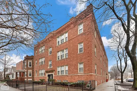 3903 N Claremont Ave #3, Chicago, IL 60618
