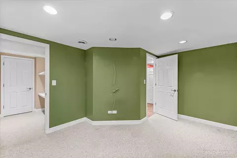 Bedroom - 829 Bay Ct, Bartlett, IL 60103 photo 6 of 6