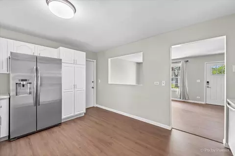 Entry Way - 829 Bay Ct, Bartlett, IL 60103 photo 1 of 1