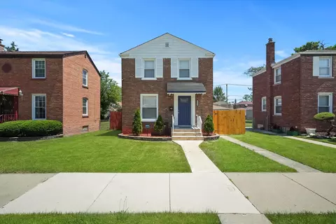 7325 S Mozart St, Chicago, IL 60629