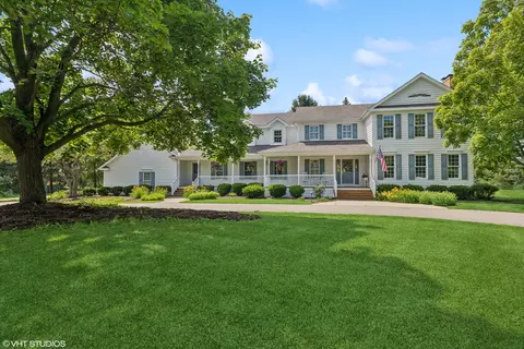 36780 N Thoroughbred Dr, Old Mill Creek, IL 60083