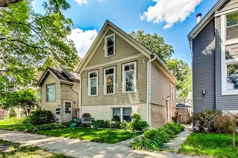 5018 W Ainslie St, Chicago, IL 60630