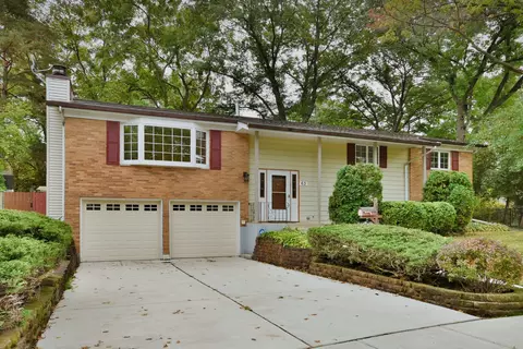 63 N Fosket Dr, Palatine, IL 60074