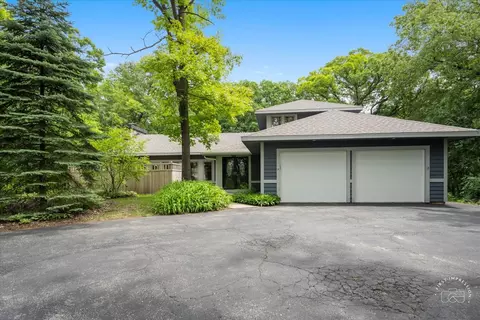 14 N555 Tyrrell Rd, Elgin, IL 60124