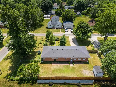 View/Area - 508 E North St, Le Roy, IL 61752 photo 3 of 4