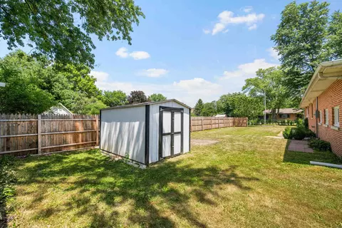 Exterior - 508 E North St, Le Roy, IL 61752 photo 8 of 9