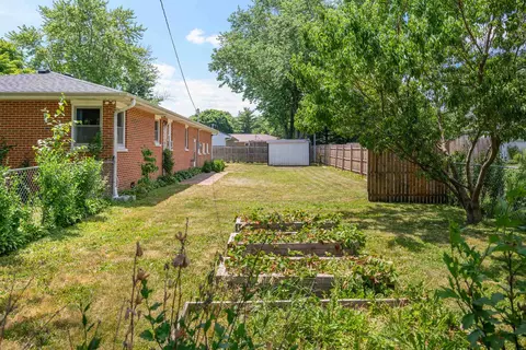 Exterior - 508 E North St, Le Roy, IL 61752 photo 5 of 9