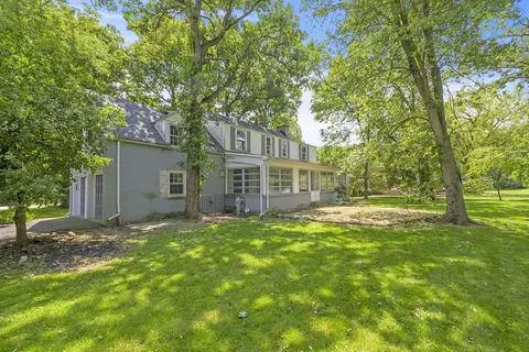 Exterior - 20600 Hellenic Dr, Olympia Fields, IL 60461 photo 12 of 13