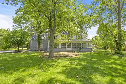 Exterior - 20600 Hellenic Dr, Olympia Fields, IL 60461 photo 10 of 13