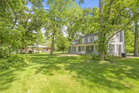 Exterior - 20600 Hellenic Dr, Olympia Fields, IL 60461 photo 9 of 13