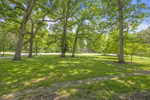 Exterior - 20600 Hellenic Dr, Olympia Fields, IL 60461 photo 6 of 13